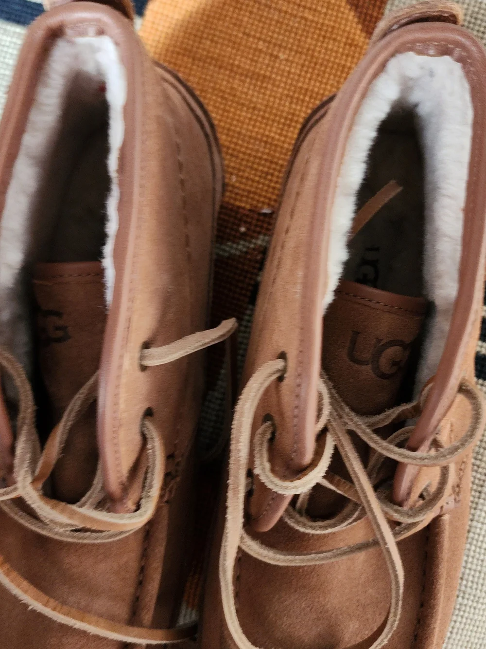 UGG Men's Campout Chukka Boots Chestnut Suede Size 7 / Women's 9 Like New